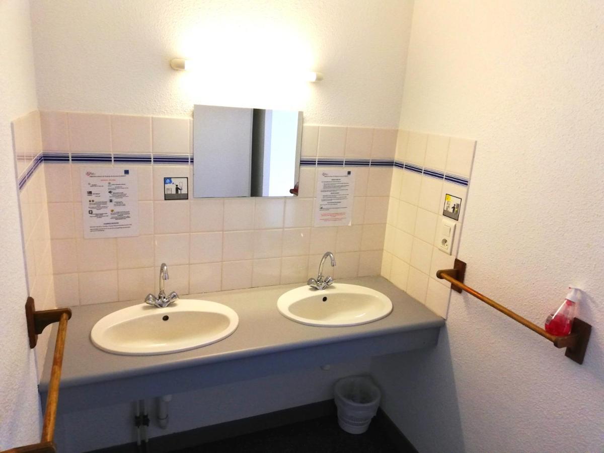 Auberge De Jeunesse Hi פונטיבי מראה חיצוני תמונה