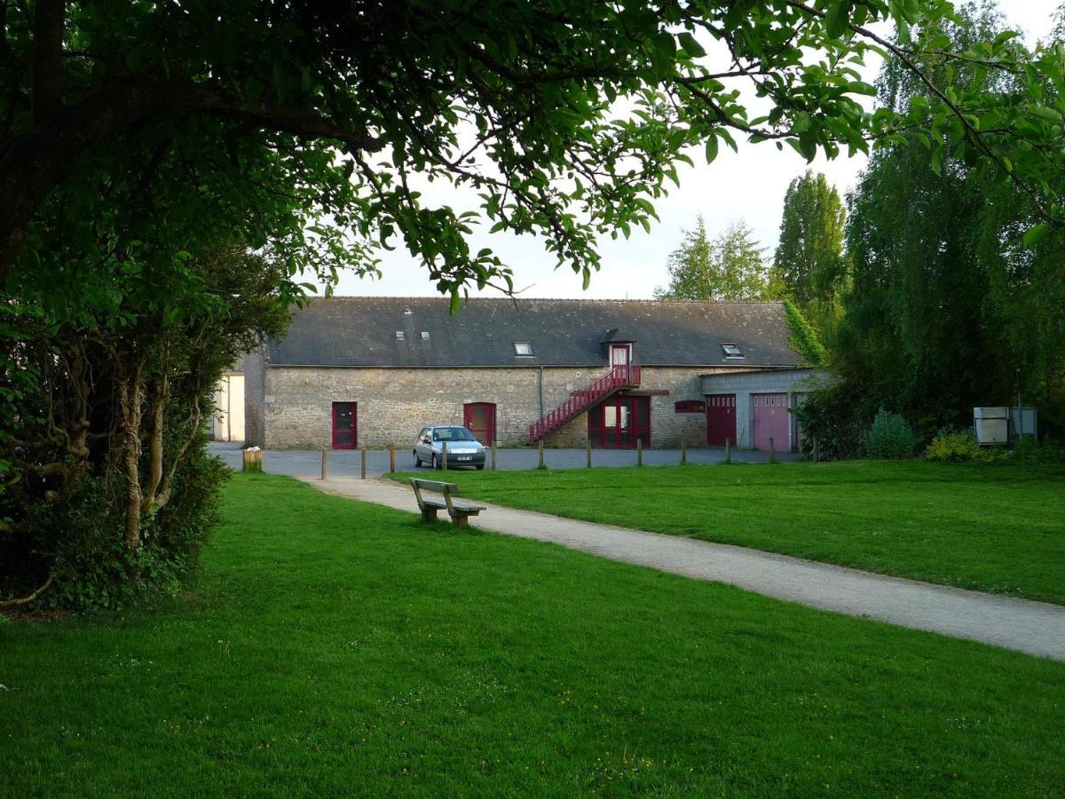 Auberge De Jeunesse Hi פונטיבי מראה חיצוני תמונה